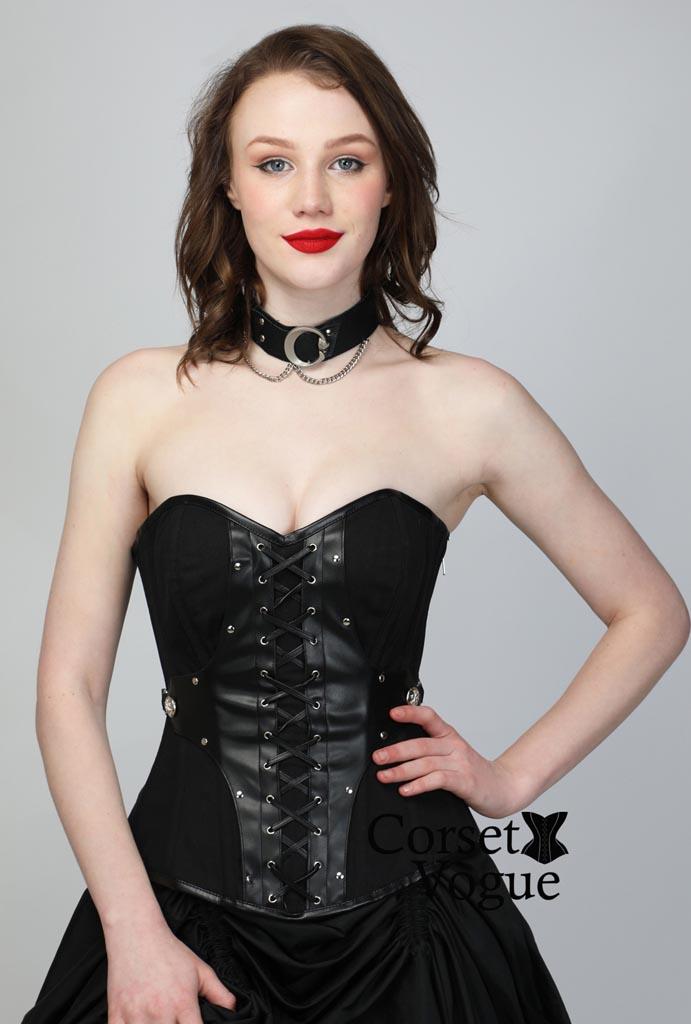 Read more about the article Corset_Vogue_Product_shoot_(5)